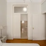 Guestready - Family Near Santa Justa Lift Διαμέρισμα Lisboa
